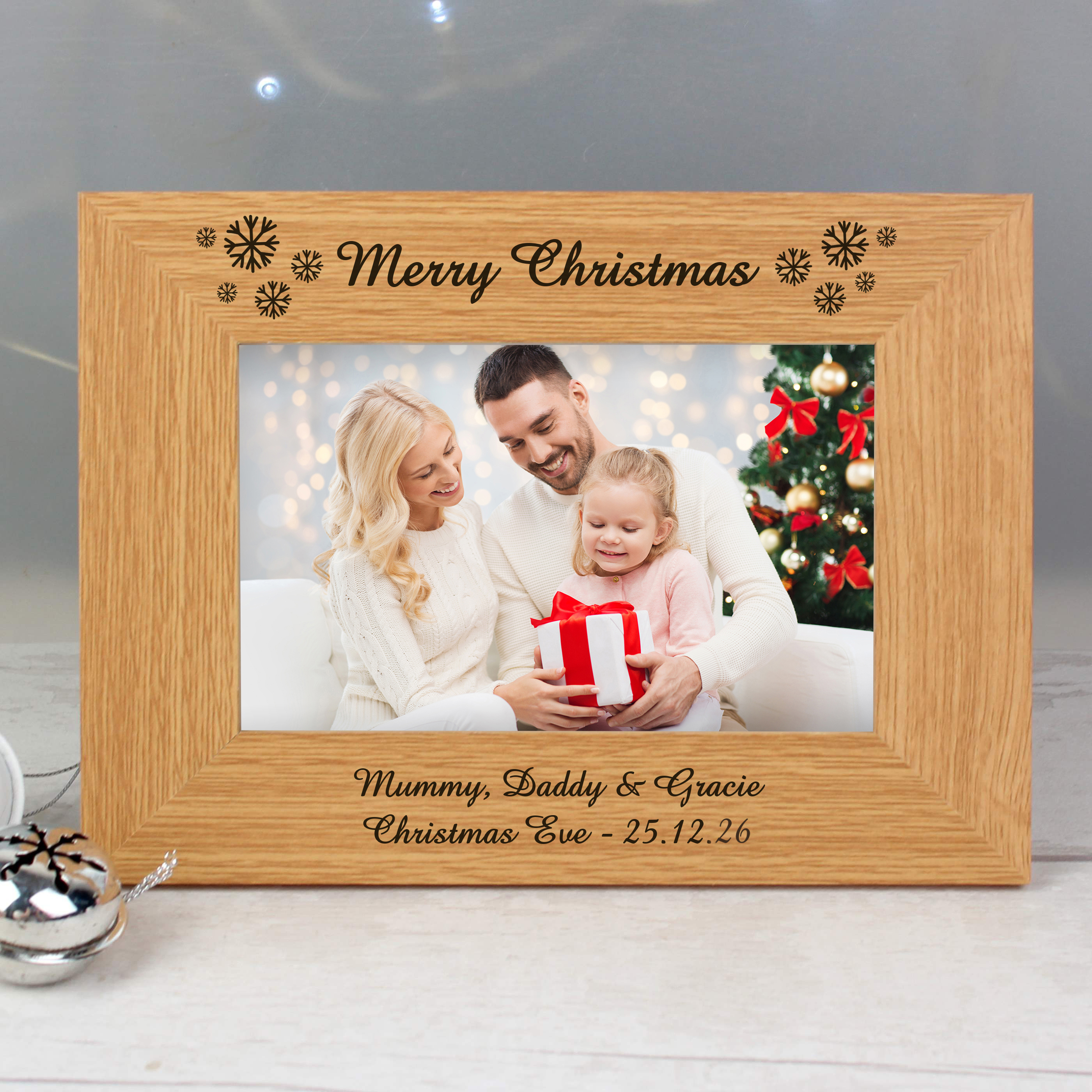 Personalised Oak Snowflake Christmas Photo Frame 6x4